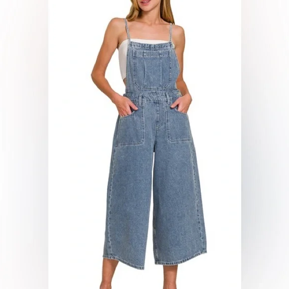NWT Wide Leg Crop Cropped Medium Washed Denim Adjustable Strap Jean Overalls - Picture 6 of 11